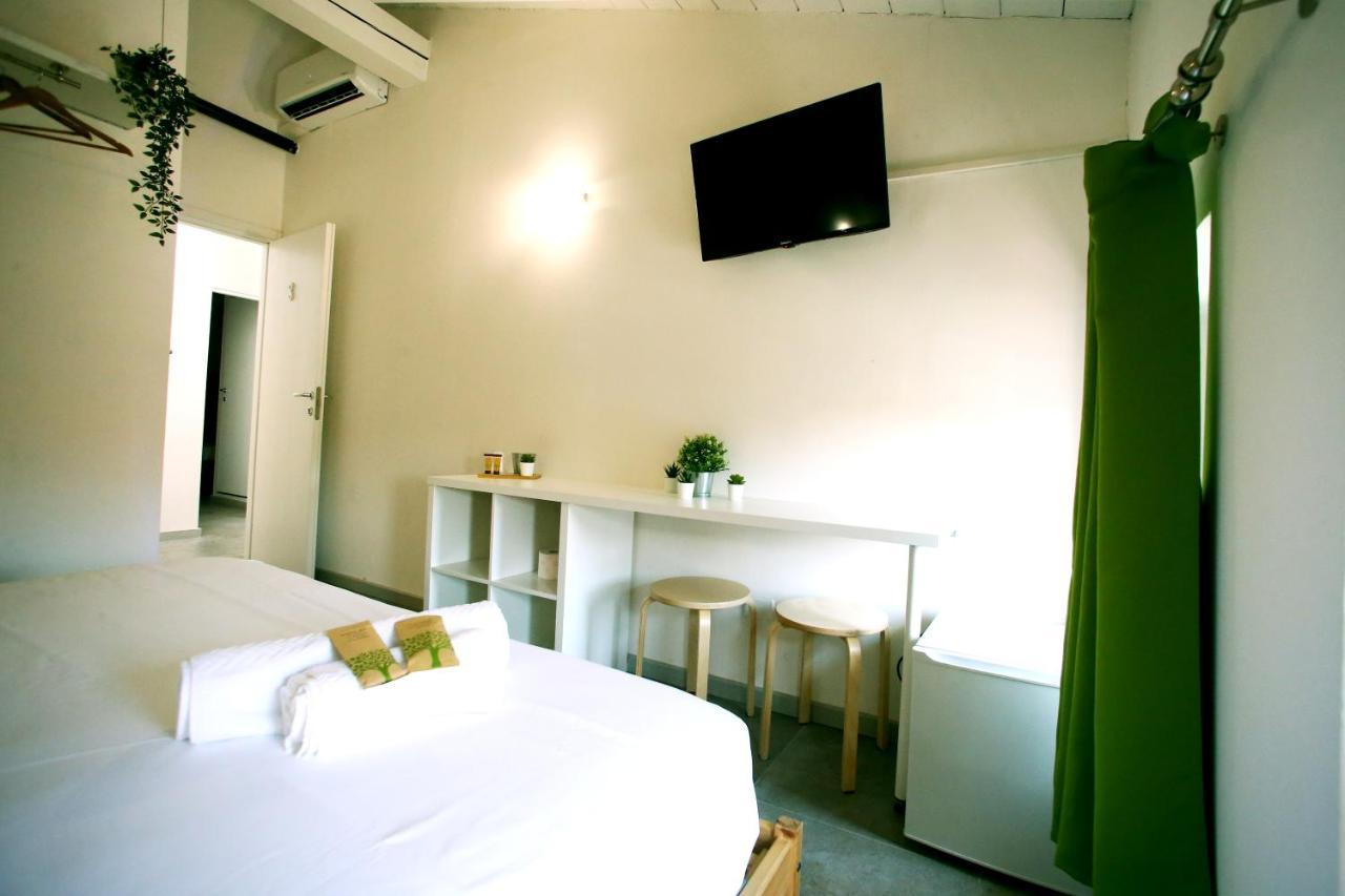 Ermi Hotel Sona Bagian luar foto