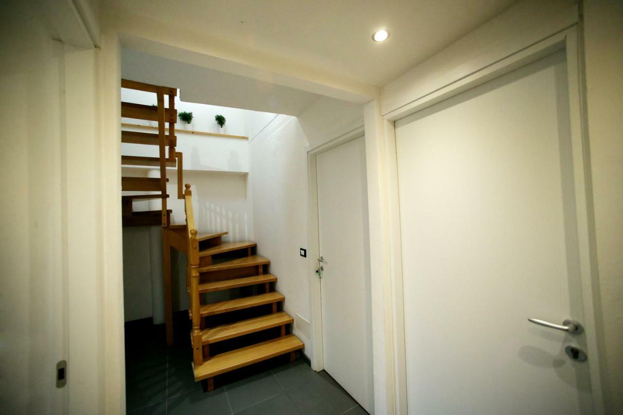 Ermi Hotel Sona Bagian luar foto